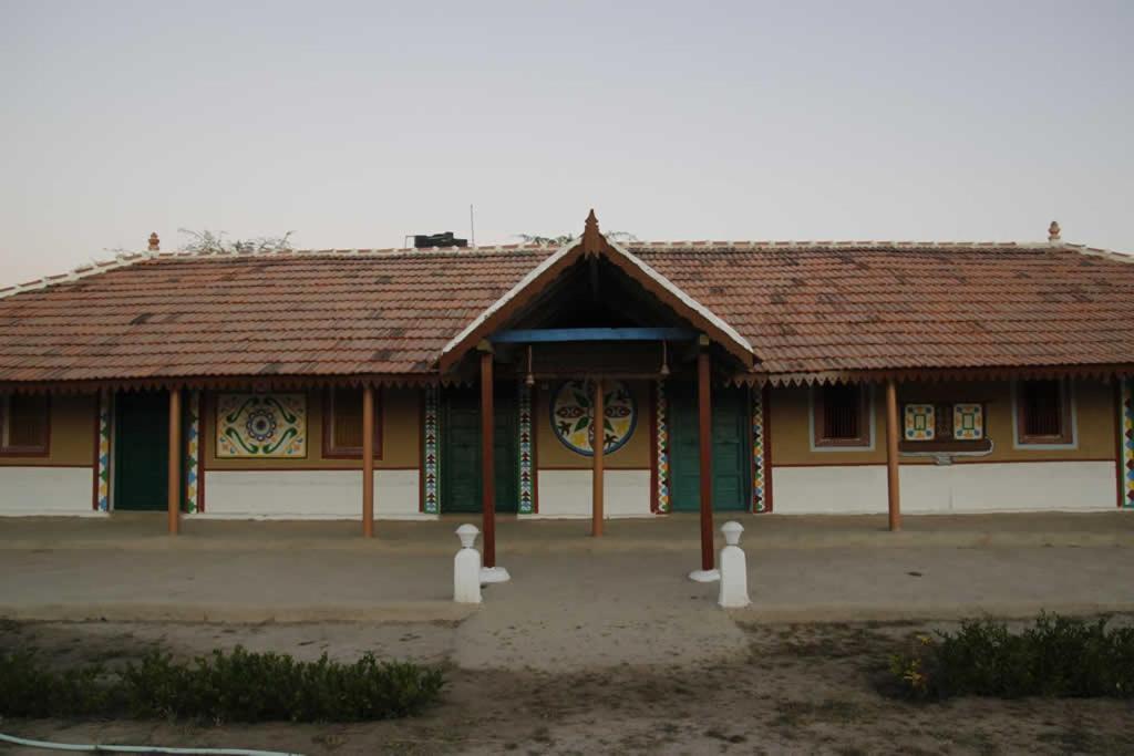 Rann Visamo Resort Bherandiala ภายนอก รูปภาพ