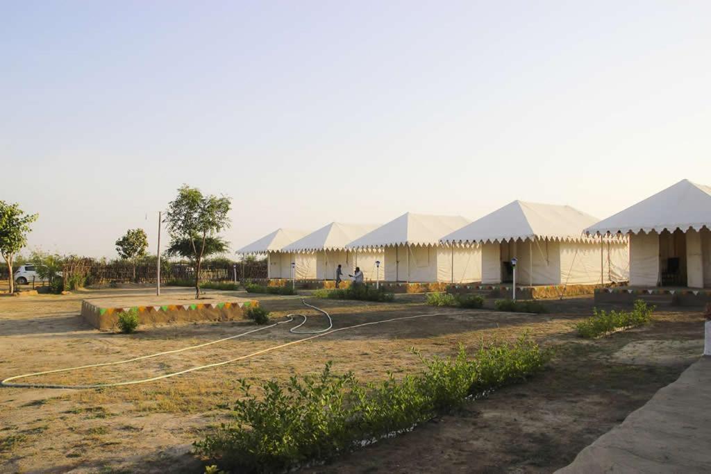 Rann Visamo Resort Bherandiala ภายนอก รูปภาพ