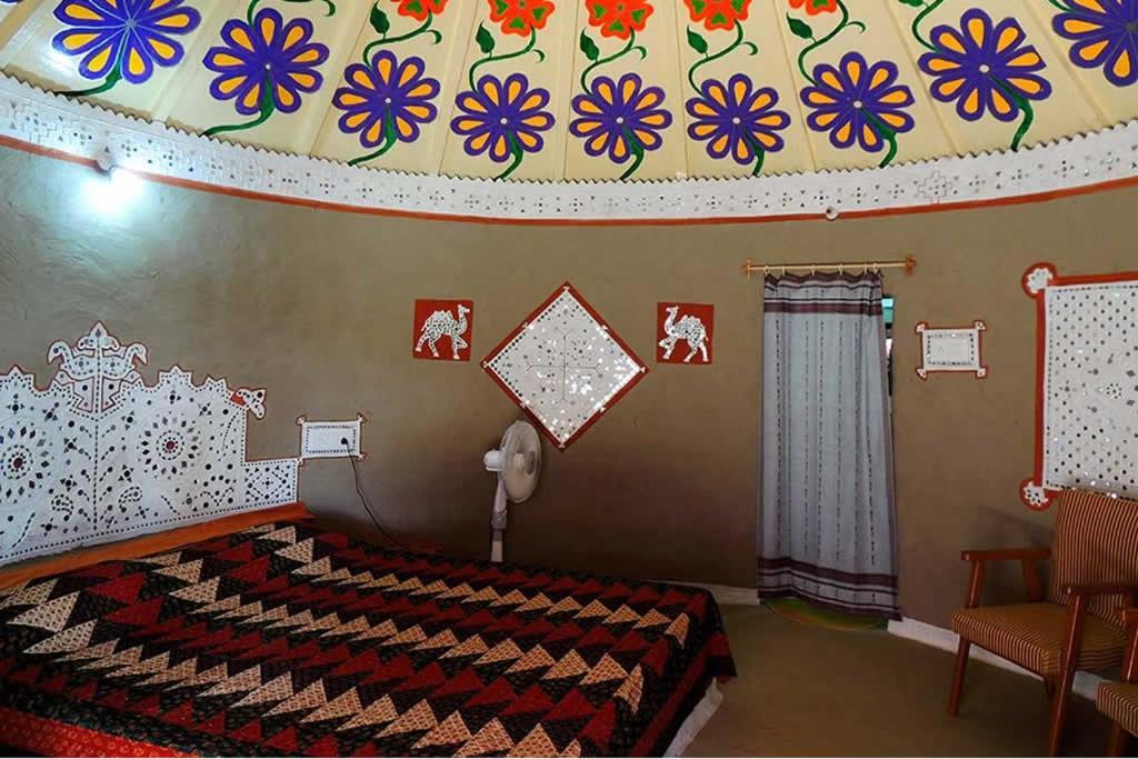 Rann Visamo Resort Bherandiala ภายนอก รูปภาพ