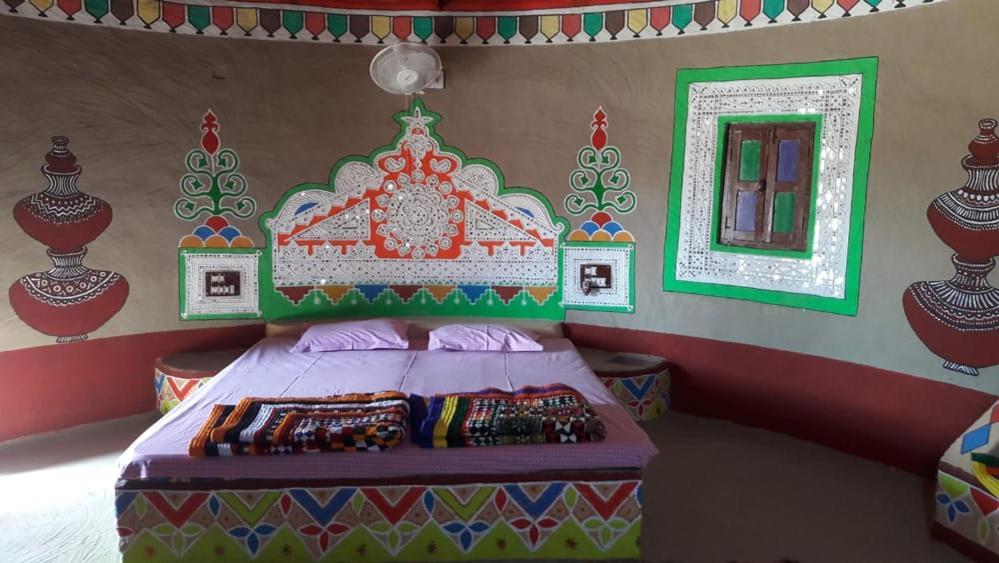 Rann Visamo Resort Bherandiala ภายนอก รูปภาพ