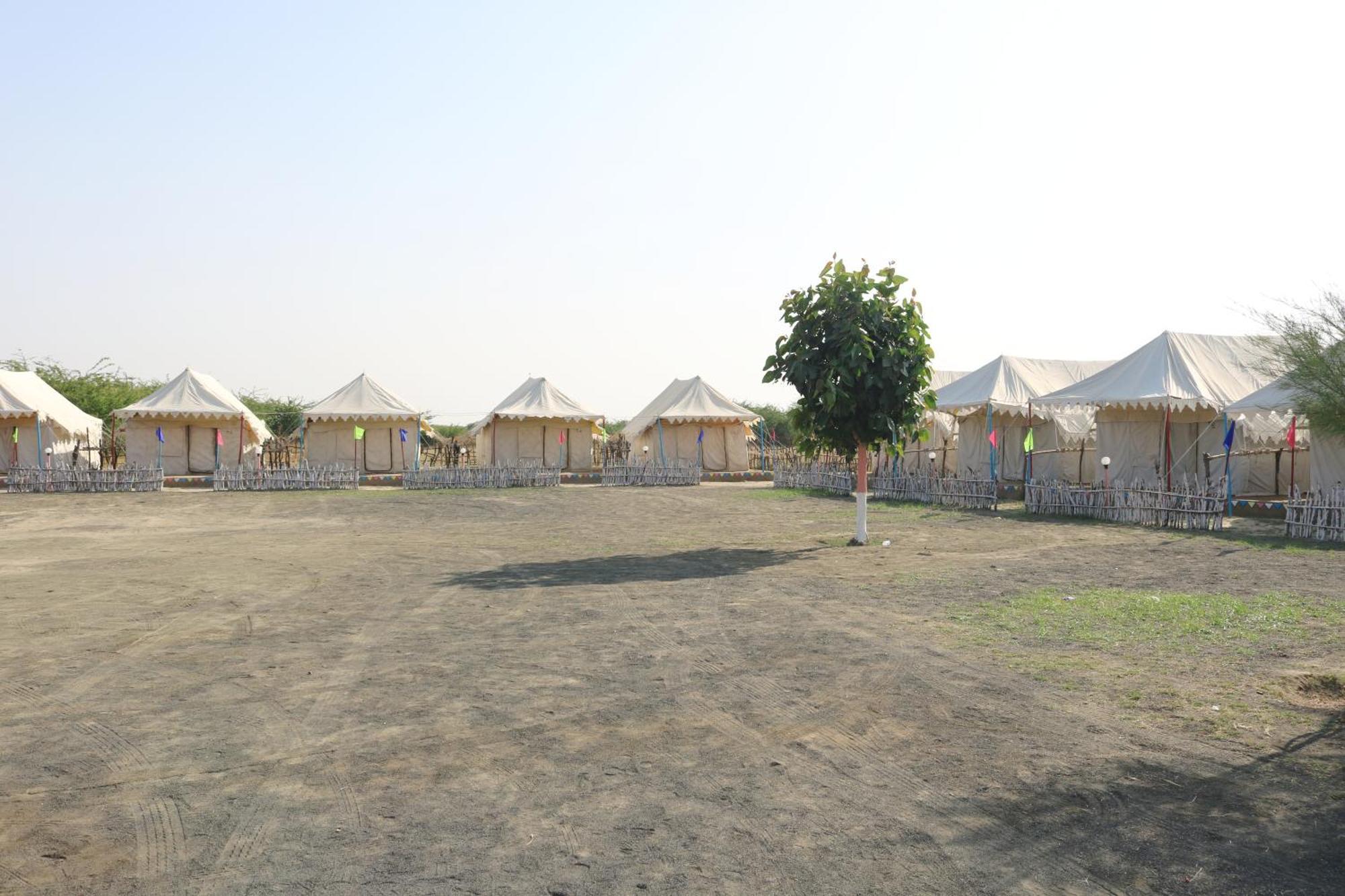 Rann Visamo Resort Bherandiala ภายนอก รูปภาพ