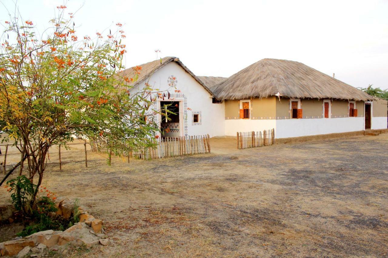 Rann Visamo Resort Bherandiala ภายนอก รูปภาพ