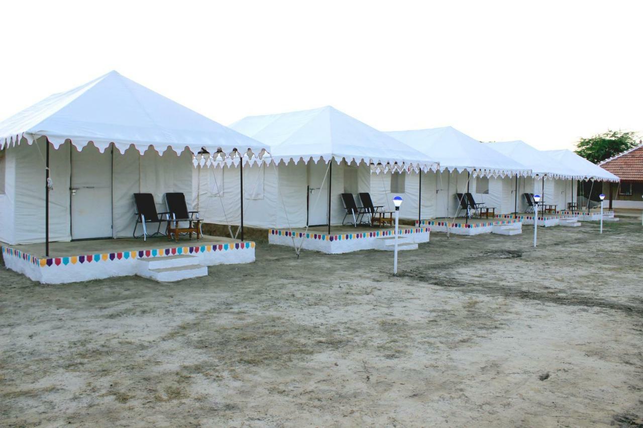 Rann Visamo Resort Bherandiala ภายนอก รูปภาพ